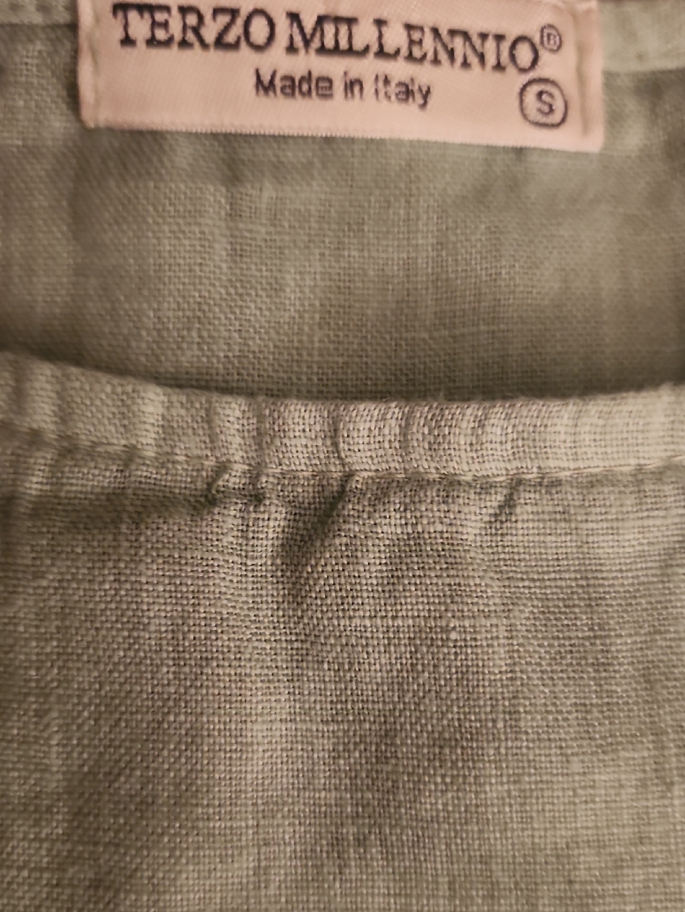 Linen Peplum Top - Picture 3 of 4